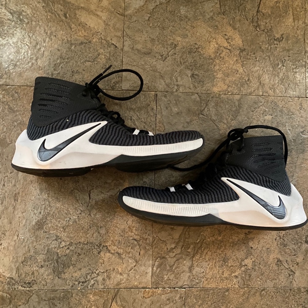 Black and white nike basketball shoes